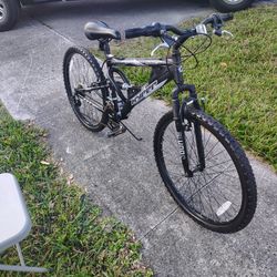 Hyper 26 Aluminum Bike