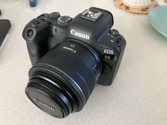Mint Canon EOS R6 with RF 35mm f/1.8 Macro Lens