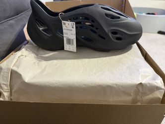 Yeezy Foam Runners Onyx Sz 14