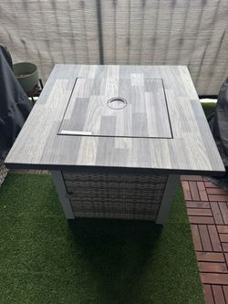 Outdoor Propane Fire Pit Table