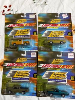 Diecast 1:64  Johnny lightning