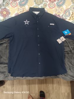 Nwt Columbia sportwear dallas cowboys buttom up shirt