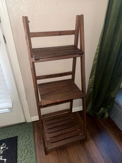 3 tier wooden ladder shelf $10