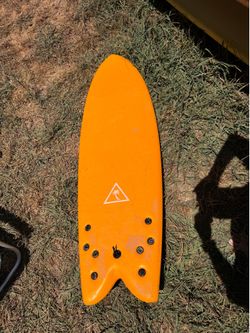 5’8” Catch Surf Board