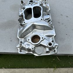 Manifold Small Block Chevy