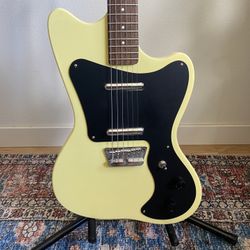Danelectro ‘67 Electric Guitar