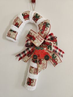 Christmas Candy Cane Wreath
