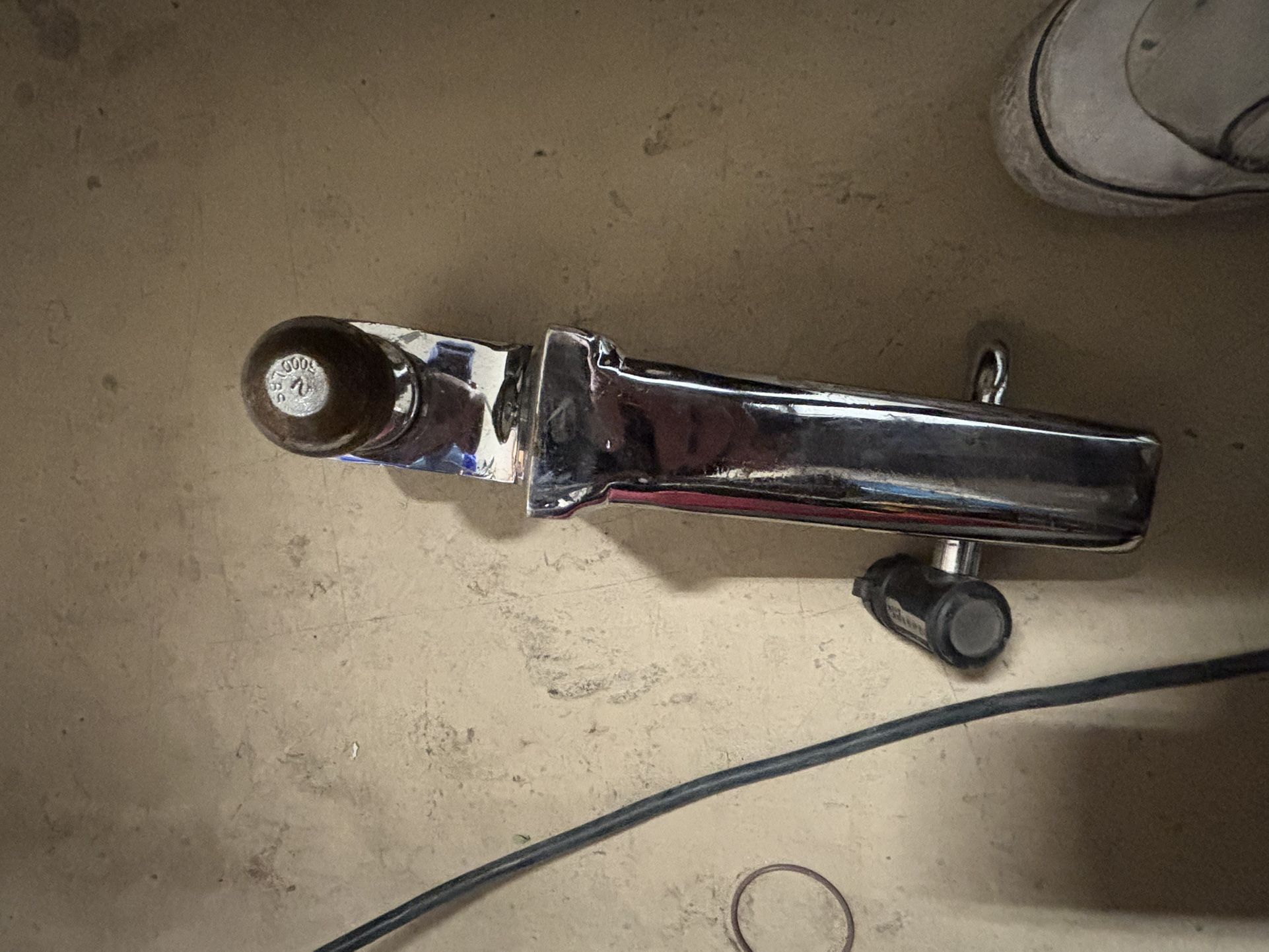 Trailer Hitch Chrome (Heavy Duty) 2inch Ball