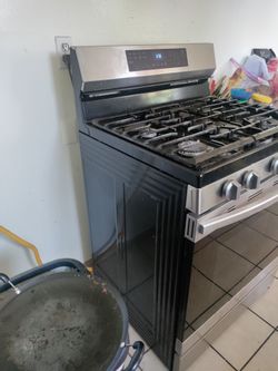 Kitchen stove