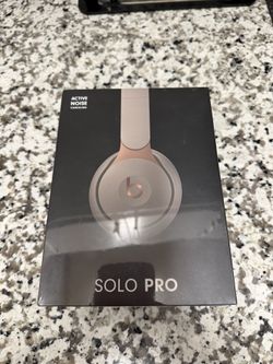 Beats Solo Pro