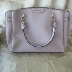 Brand New Michael Kors Handbag For Women Light Pink
