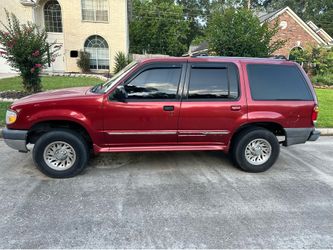 2000 Ford Explore XLS