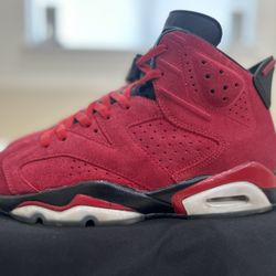 Air Jordan Retro Size 9.5m.   129$ Obo