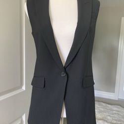 Theory Flavio Black vest  Size 0  BNWT 