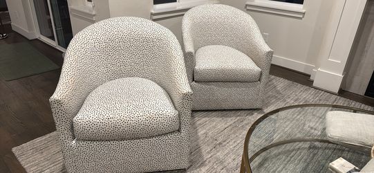 Van Guard living room chairs