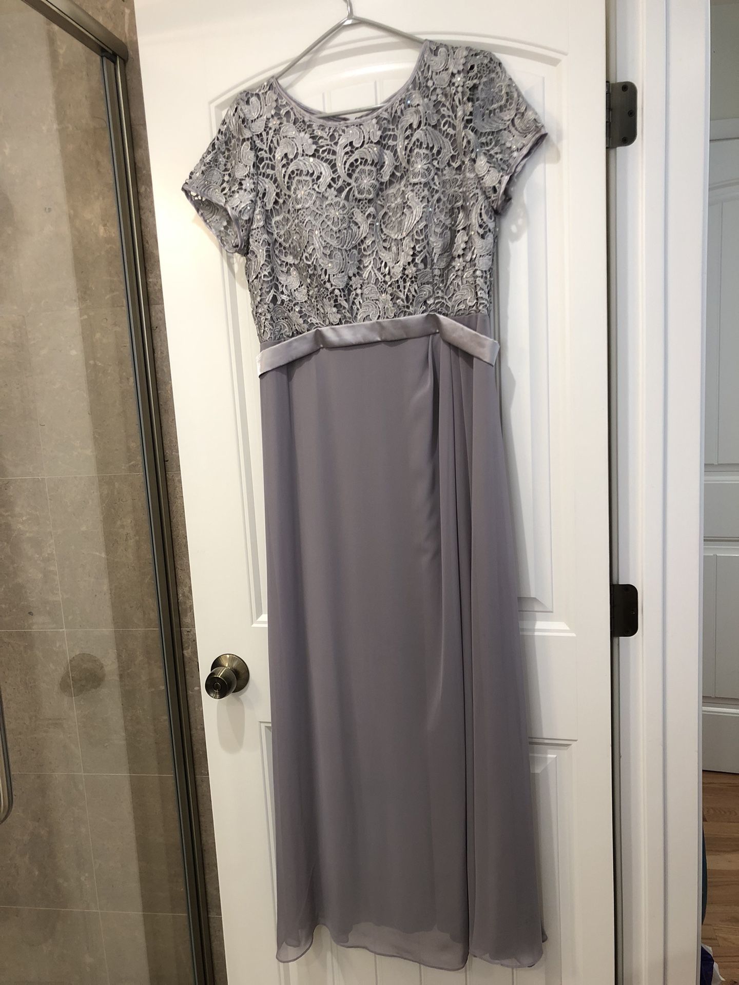 LAST CHANCE Mother of the brides dress