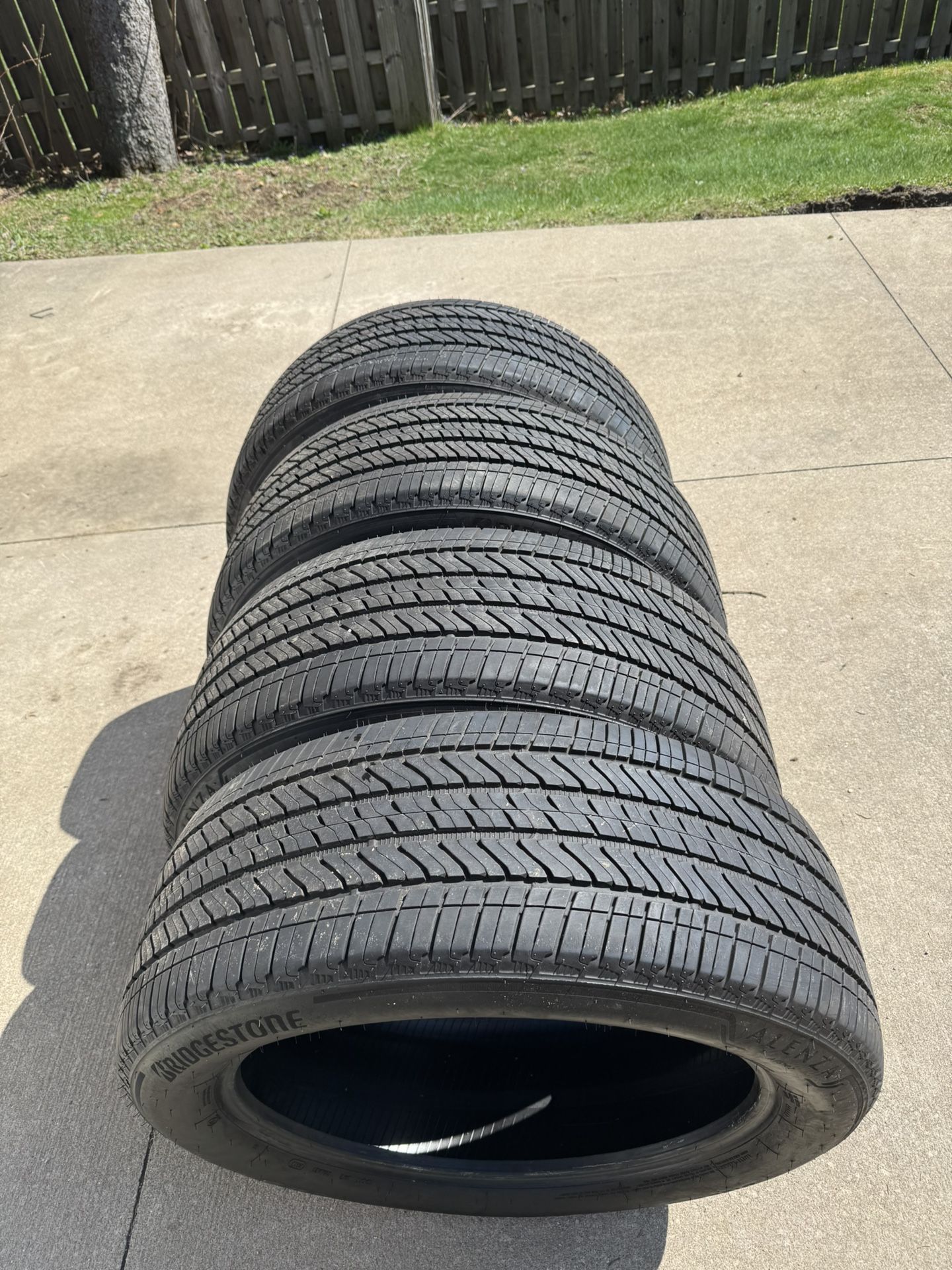 !BRAND-NEW TIRES! BRIDGESTONE