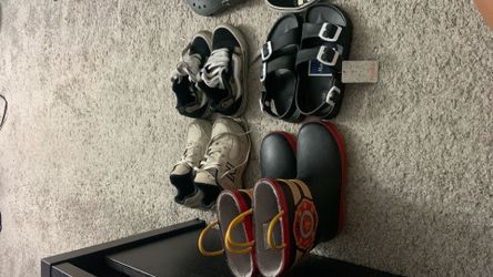 Boys Vans, New Balance and other shoes sizes 1 and 2