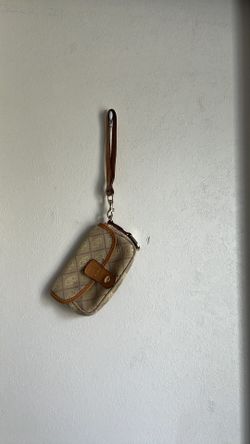 Dooney & Bourke Wristlet 