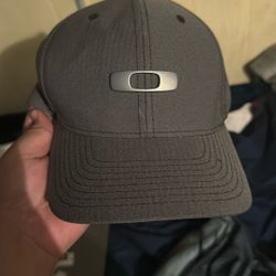 Oakley Hat
