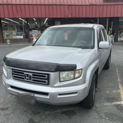 Very Clean Honda Ridgeline 2006