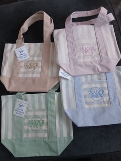Trader joes tote