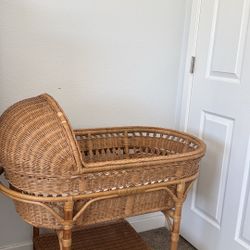 Pottery barn Baby Bassinet. 