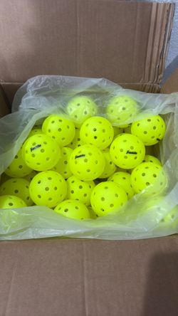 Franklin X-40 Pickleballs (Brand New)