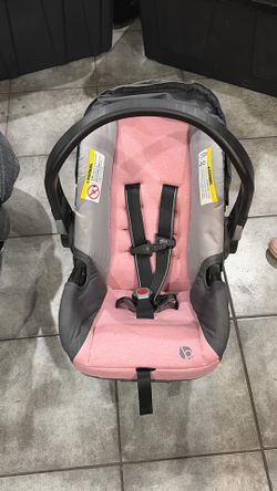 Baby trend - car seat