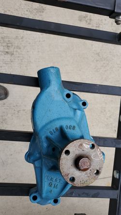Water pump for corvette. 1968-1982