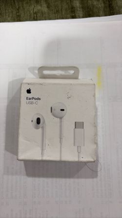 Apple earbuds