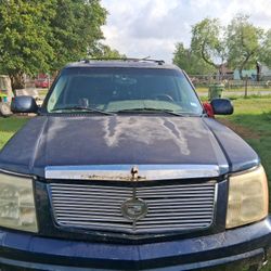 2005 Escalade Parts For Sale..motor No Good..