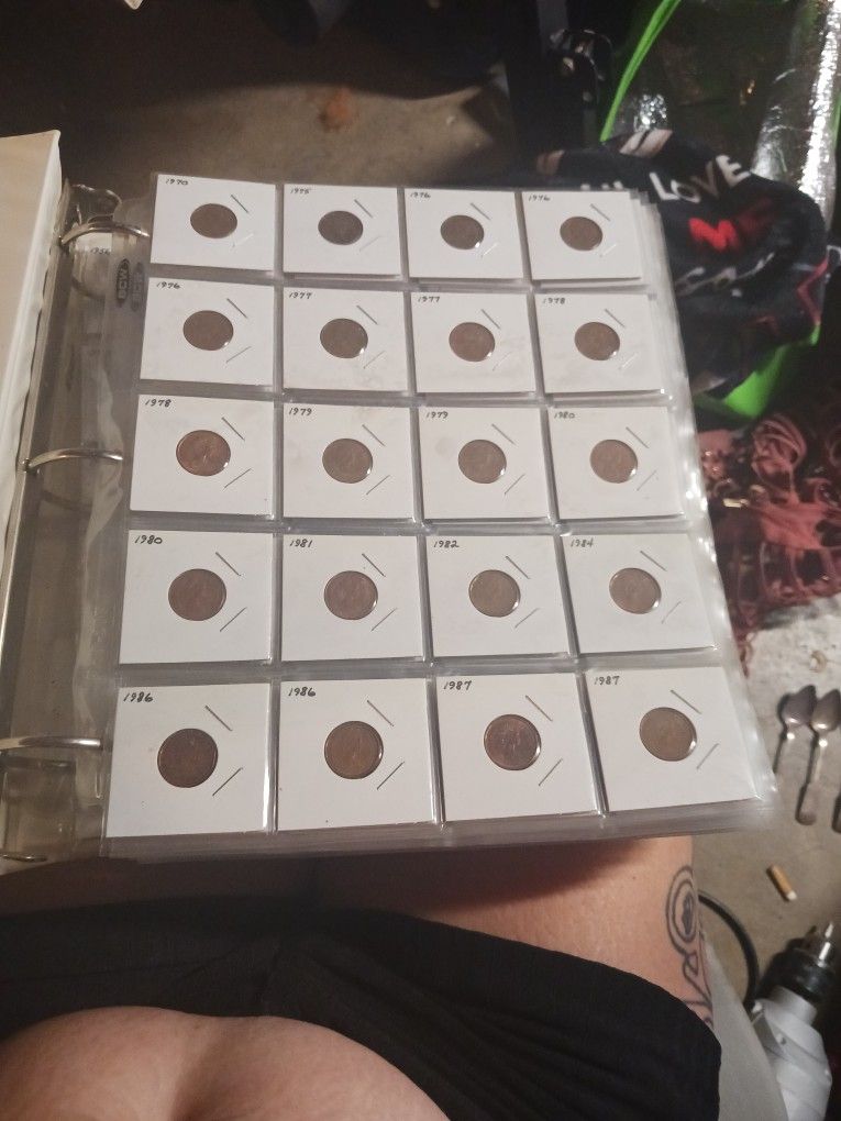 400 Canadian Pennies From 1(contact info removed)