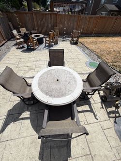 Tropitone patio table set