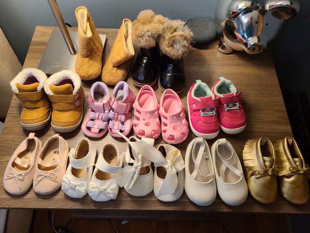 Girls shoes, sandals boots