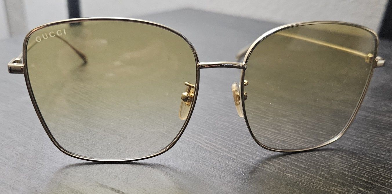 New Authentic Gold Gucci Sunglasses