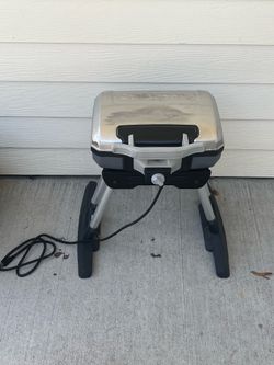 Cuisinart CEG-980 Outdoor Electric Grill with VersaStand 22 x 11.8 x 17.6-Inch