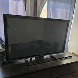 Insignia t v  32 Inc