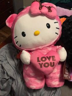 hello kitty valentines greeter paid $30