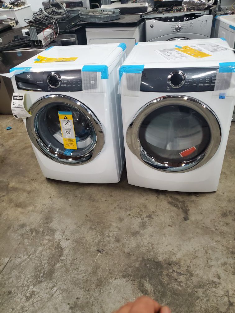 🔥🔥New open box electrolux washer and electric dryer set with 6 months warranty 🔥🔥