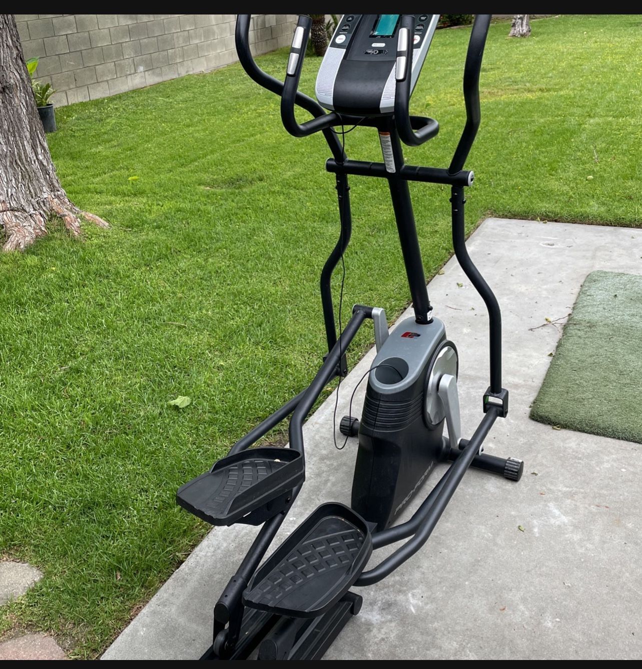 Pro Form Elliptic Trainer
