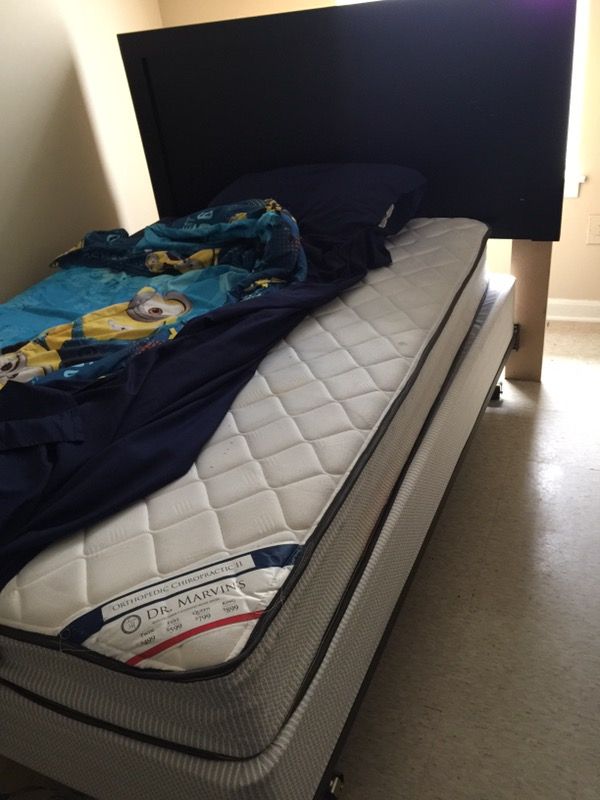 Full size mattress & box spring
