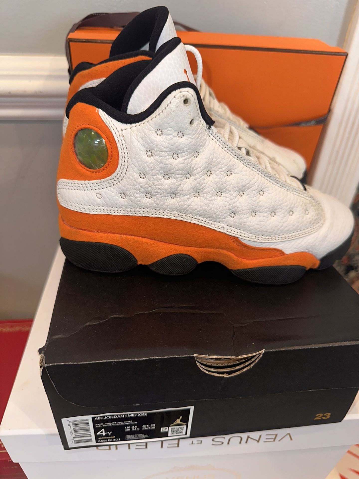 Retro 13s Starfish Sz 4