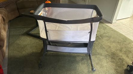 Baby bassinet brand new