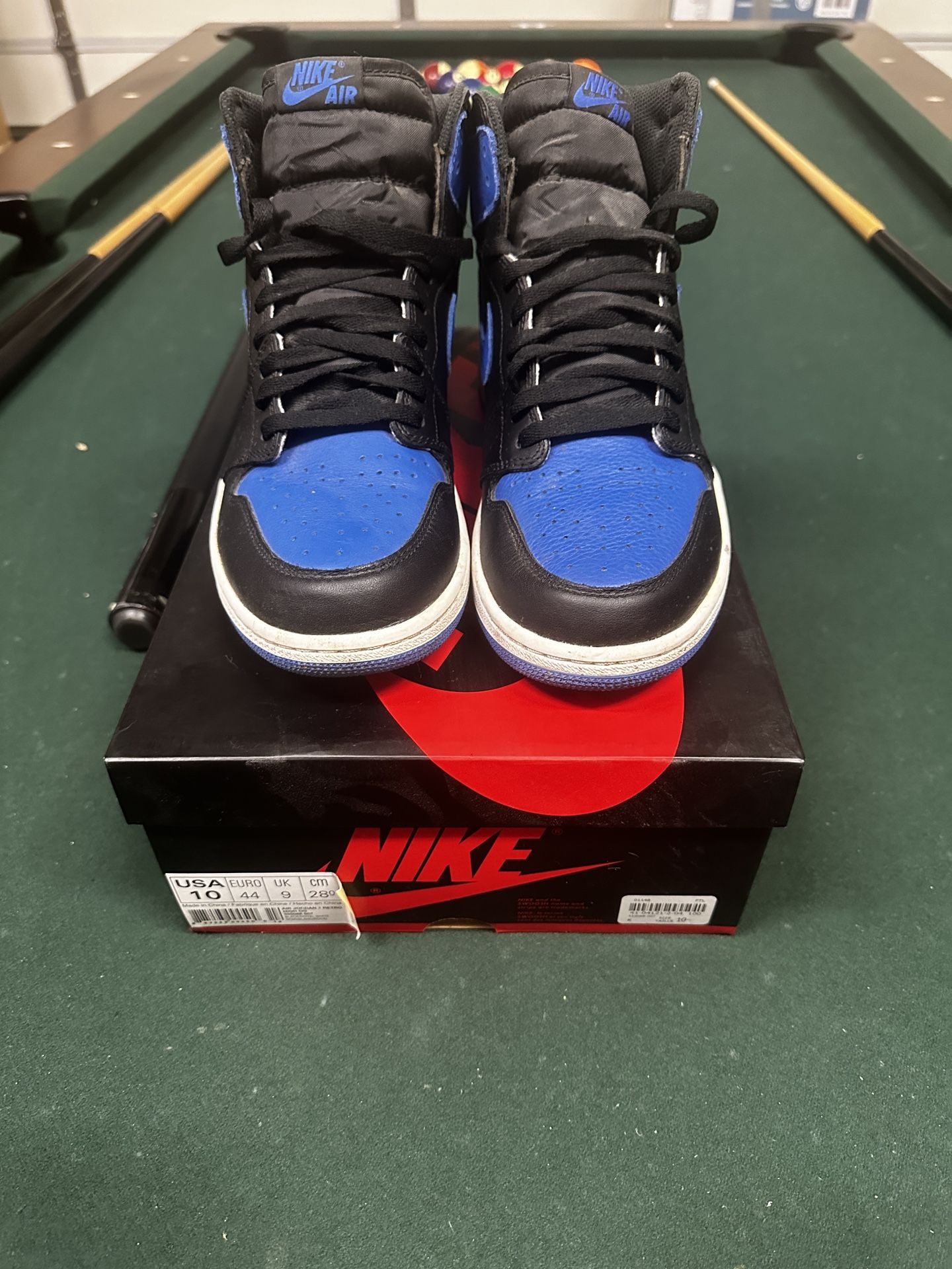 Air Jordan 1 “Royal” 2017.