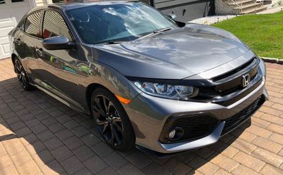 great working conditionleather seat interior.2019 Honda Civic Sport