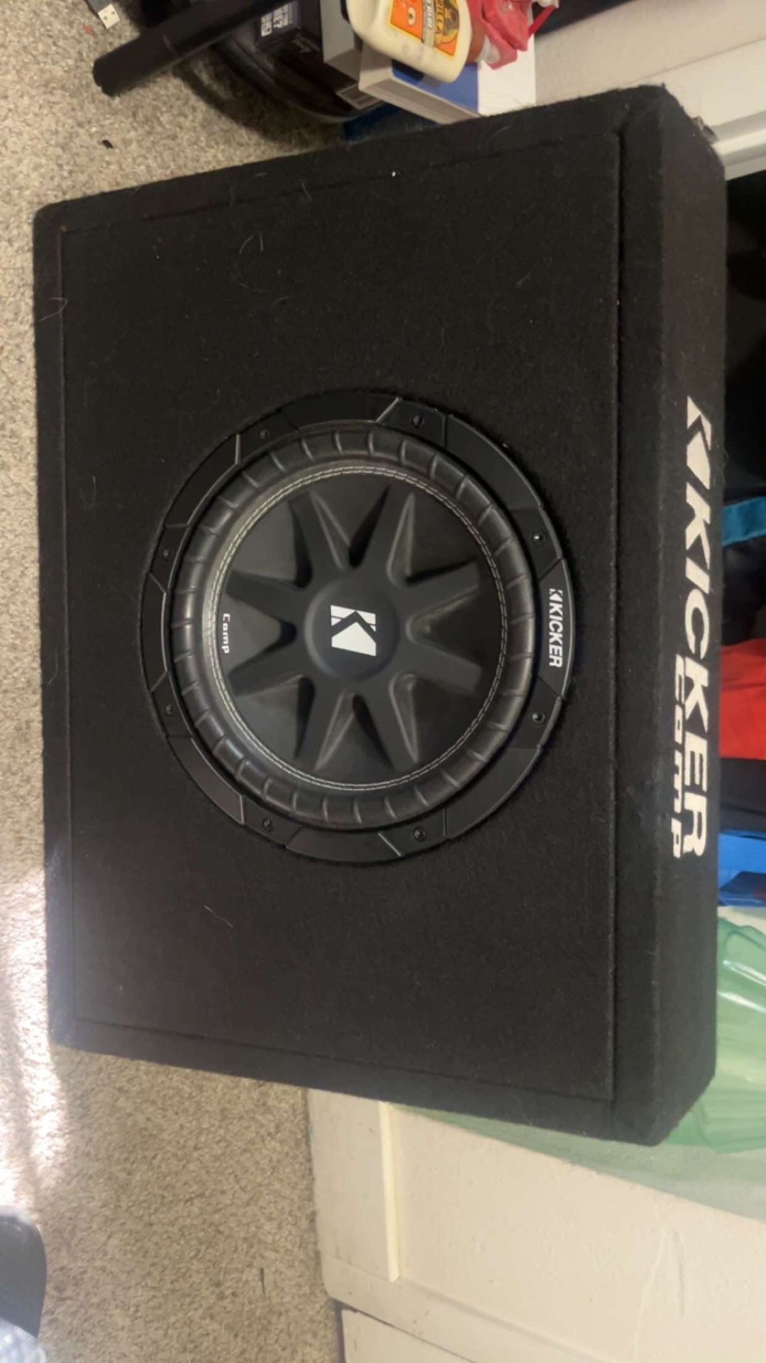 10inch Kicker Como Subwoofer and 2500 Watt Amplifier