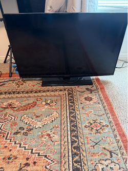 Insignia Flat Screen TV - Older model - Works Great! $25 obo
