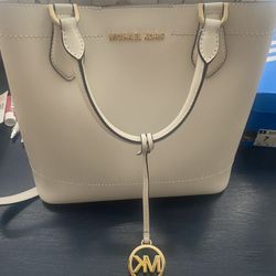 MK Kors Medium Size bag