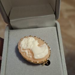 Cameo Lady Brooch